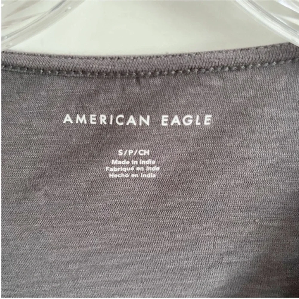 American Eagle top gray lace up crochet cropped long sleeves